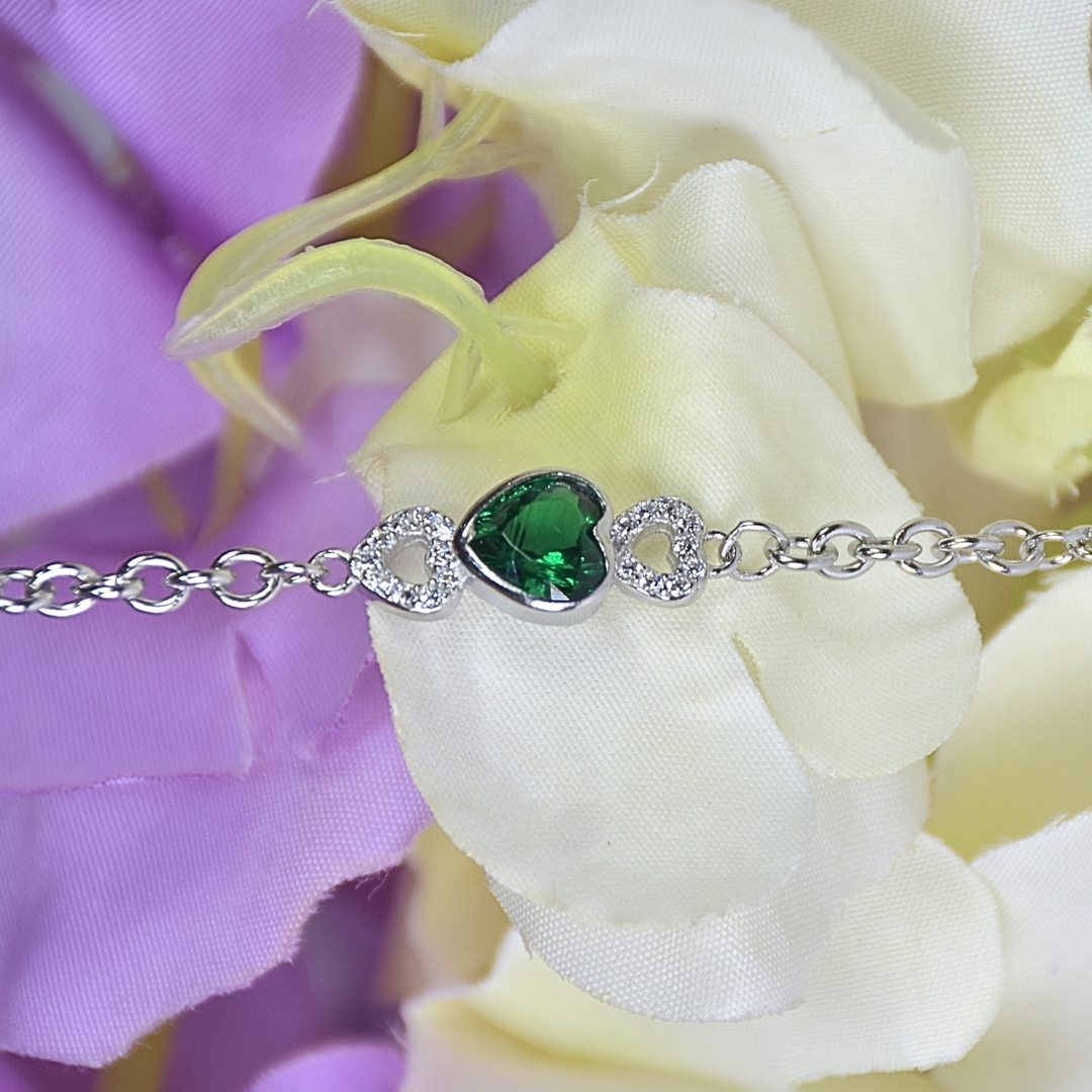 Silver Heart of the Green Bracelet 1