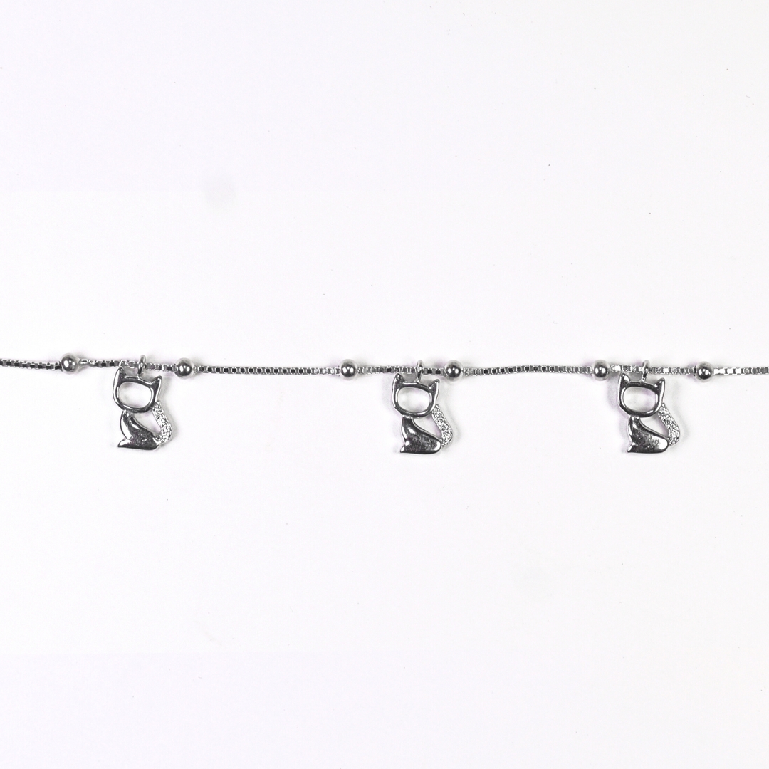 Silver Adorable Cat Charm Bracelet 1