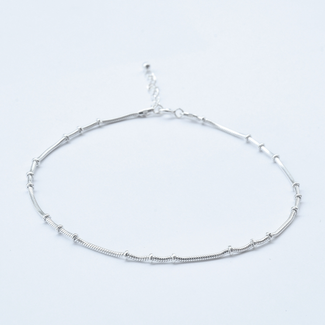 Minimal Adjustable Anklet For Women & Girls 3