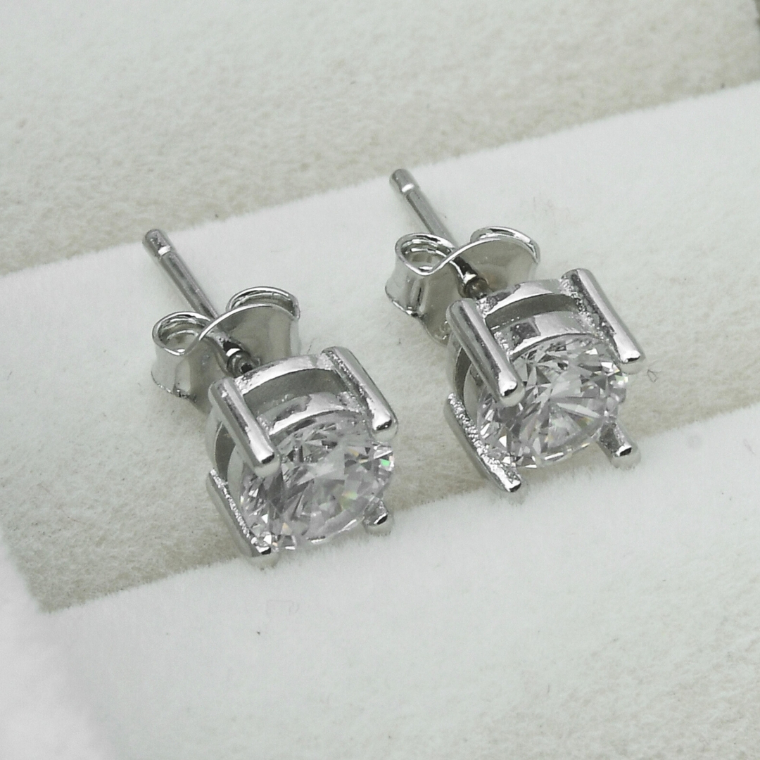 Men’s Round Swarovski Zirconia Stud 1