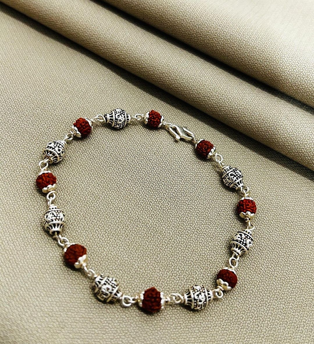 Silver Rudraksha Bracelet for Unisex 0