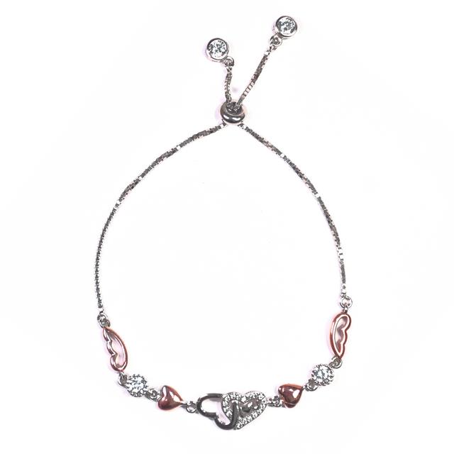 Silver Charming Heart Bracelet