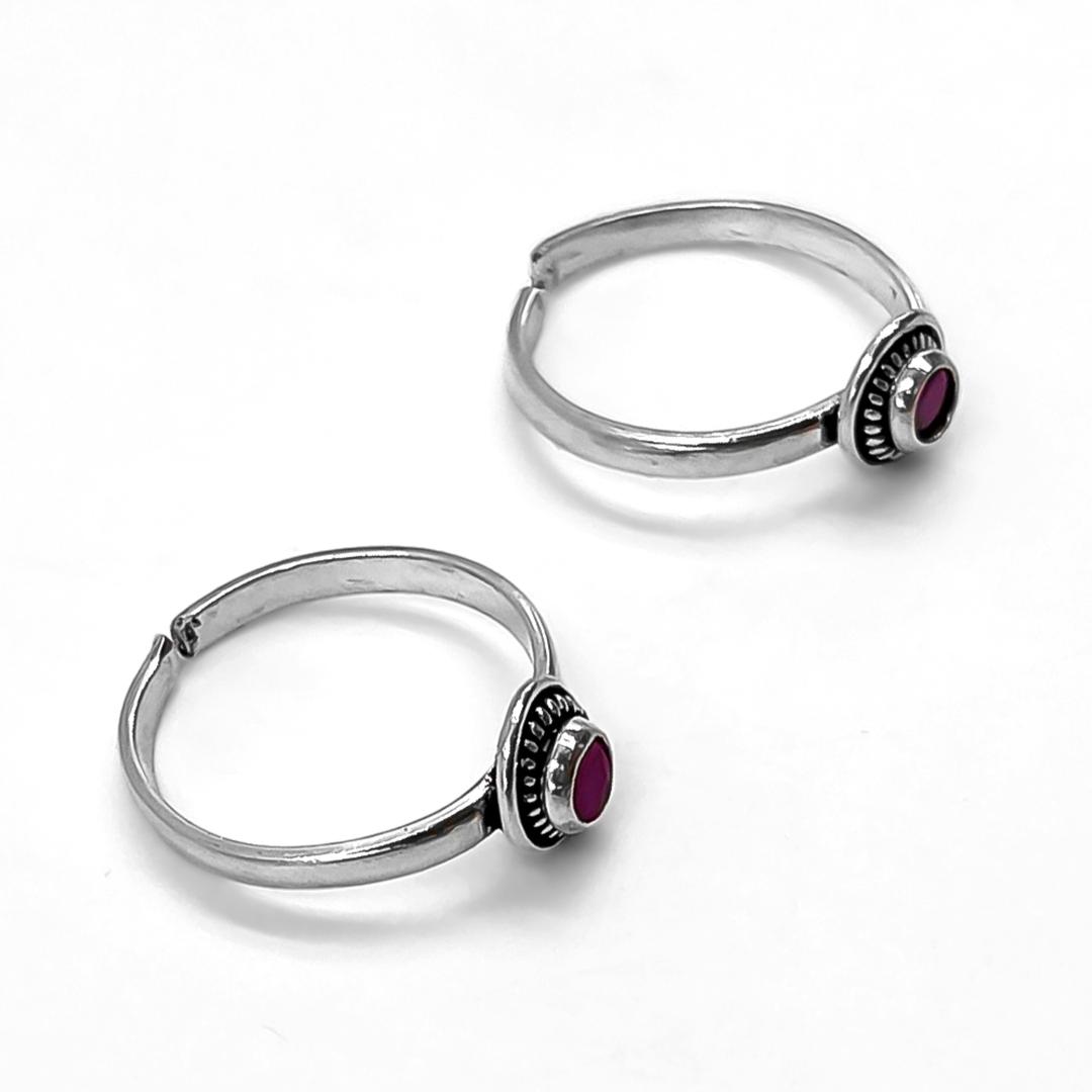 Silver Oxidised Red Diamond Toe Ring 4