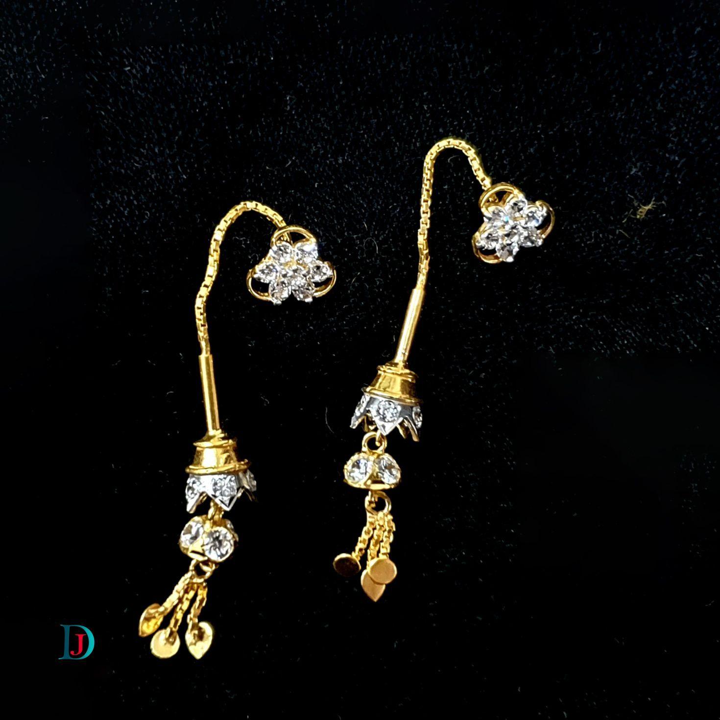 New and Latest Design of Desi Indian Rajasthani Gold Earring 
