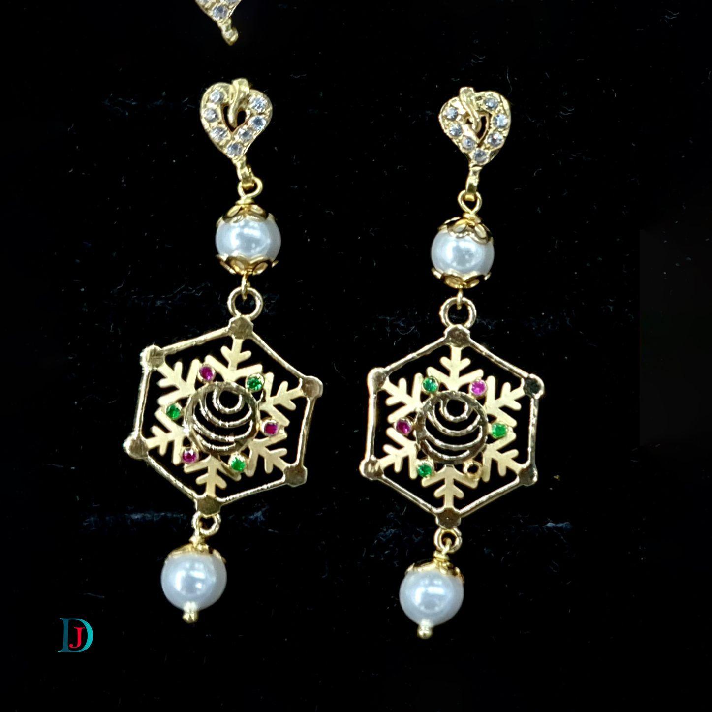 New and Latest Design of Desi Indian Rajasthani Gold Earring 