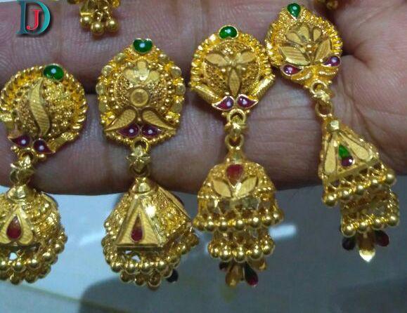 New and Latest Design of Rajasthani fancy gold kaan-jhoomariya 