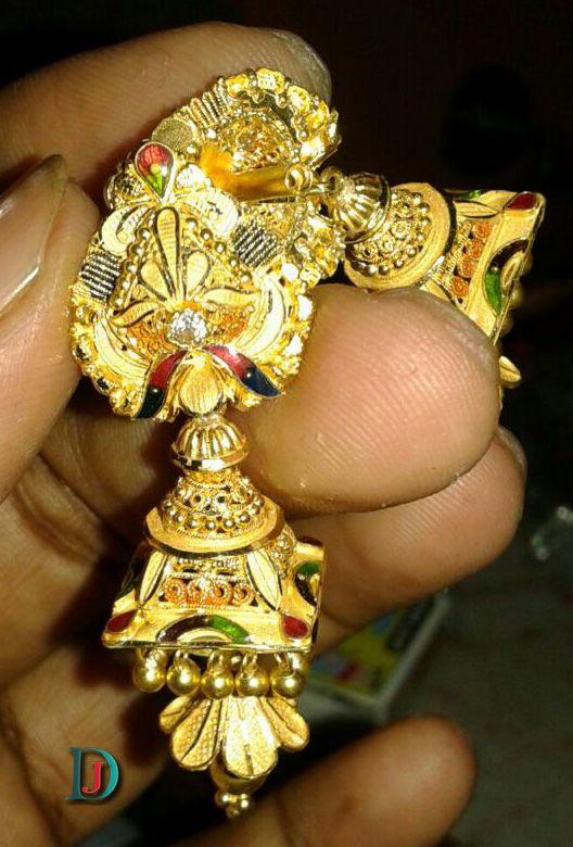 New and Latest Design of Rajasthani fancy gold kaan-jhoomariya 