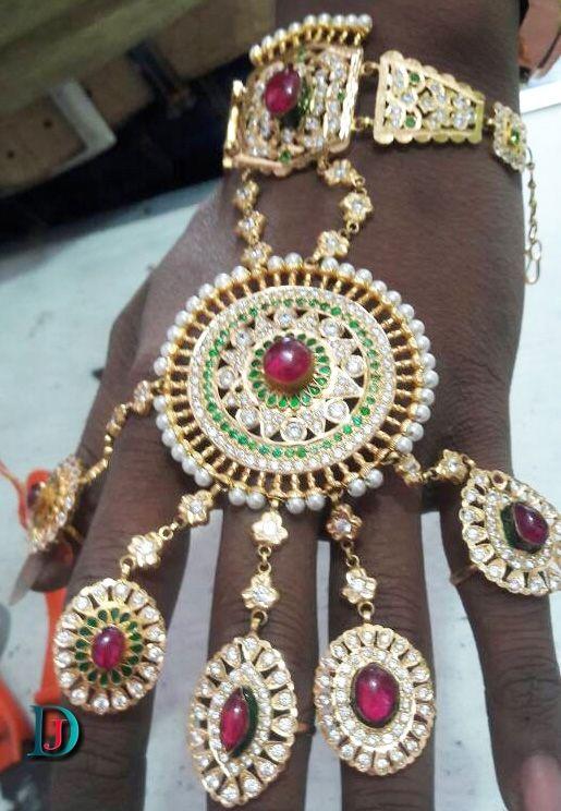 New and Latest Design of Rajasthani Desi gold hathphol 