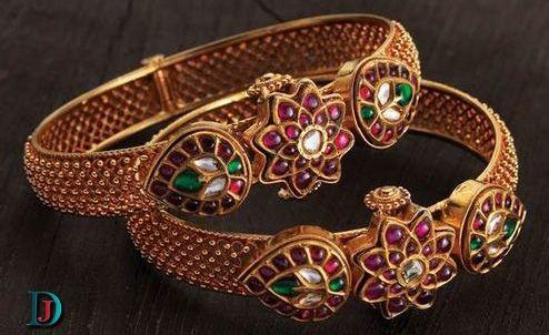 New and Latest Design of Rajasthani Desi gold kundan Bangles 