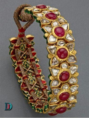 New and Latest Design of Rajasthani Desi gold kundan Bangles 