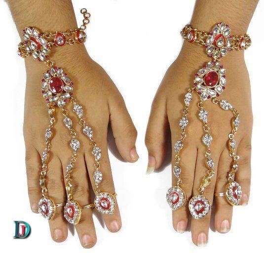 New and Latest Design of Rajasthani Desi gold kundan hathphol 