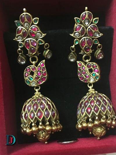 New and Latest Design of Rajasthani Desi gold kundan kaan-jhoomariya 