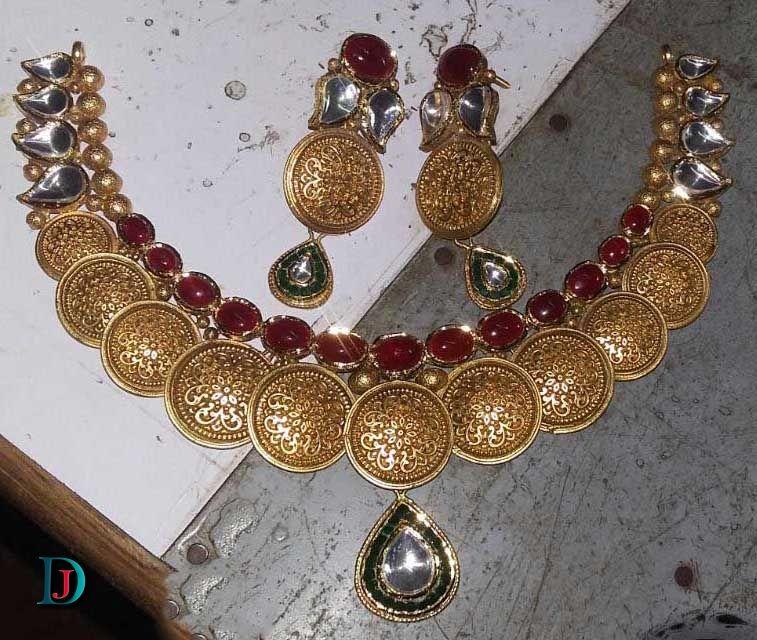 New and Latest Design of Rajasthani Desi gold kundan Necklace 