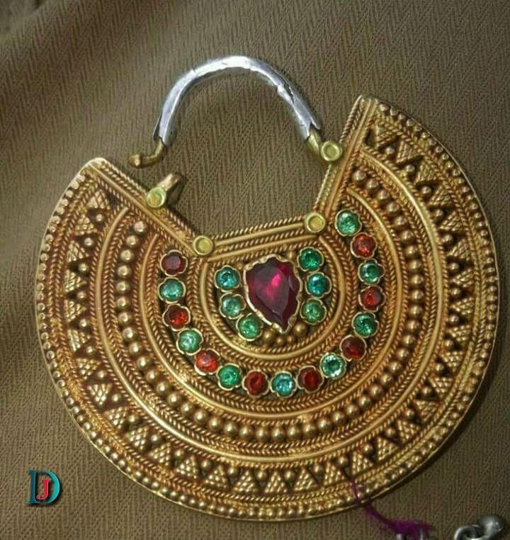 New and Latest Design of Rajasthani Desi gold naak-Nath 