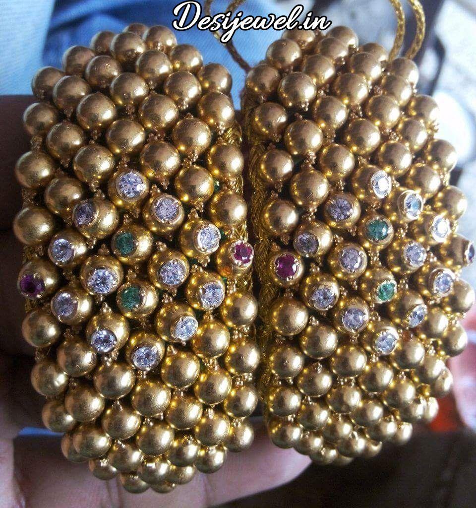 New and Latest Design of Rajasthani Desi gold Hath-Punach 