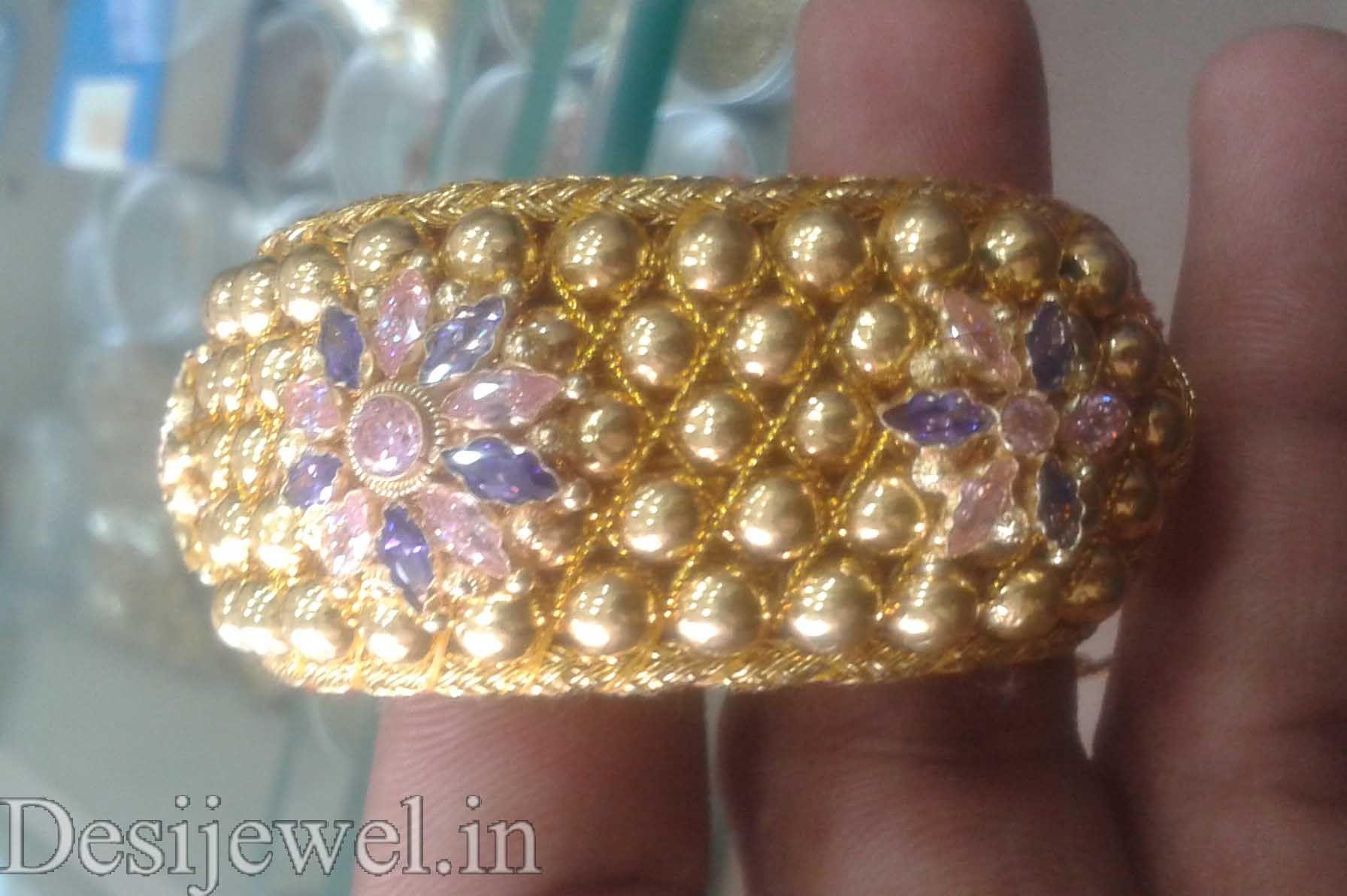 New and Latest Design of Rajasthani Desi gold Hath-Punach 