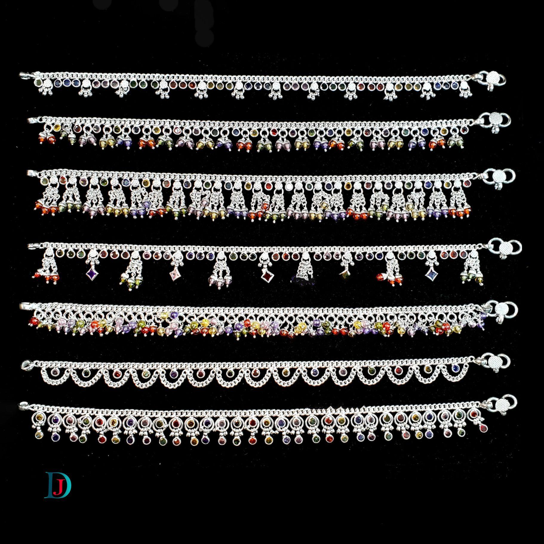 New and Latest Design of Desi Rajasthani Silver Paayal 