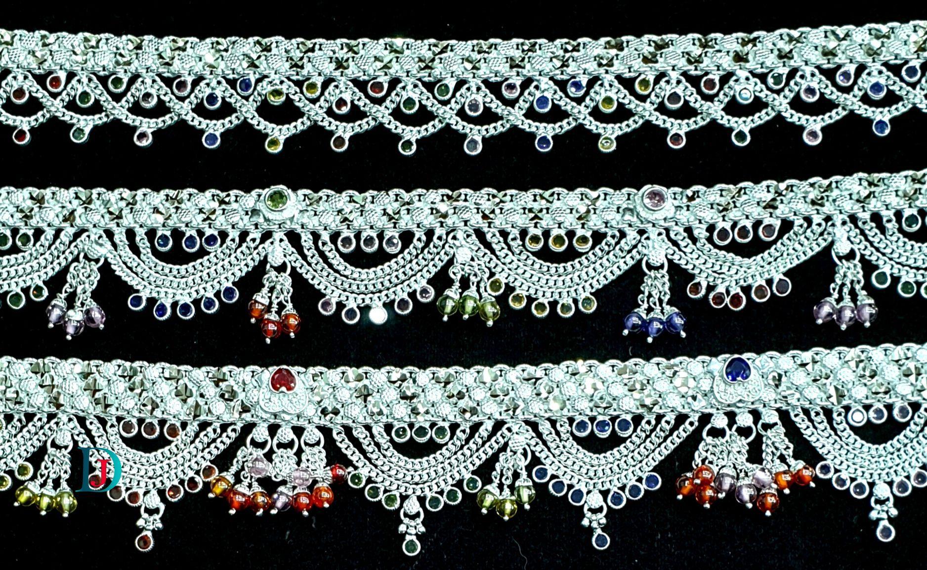 New and Latest Design of Desi Rajasthani Silver Paayal 