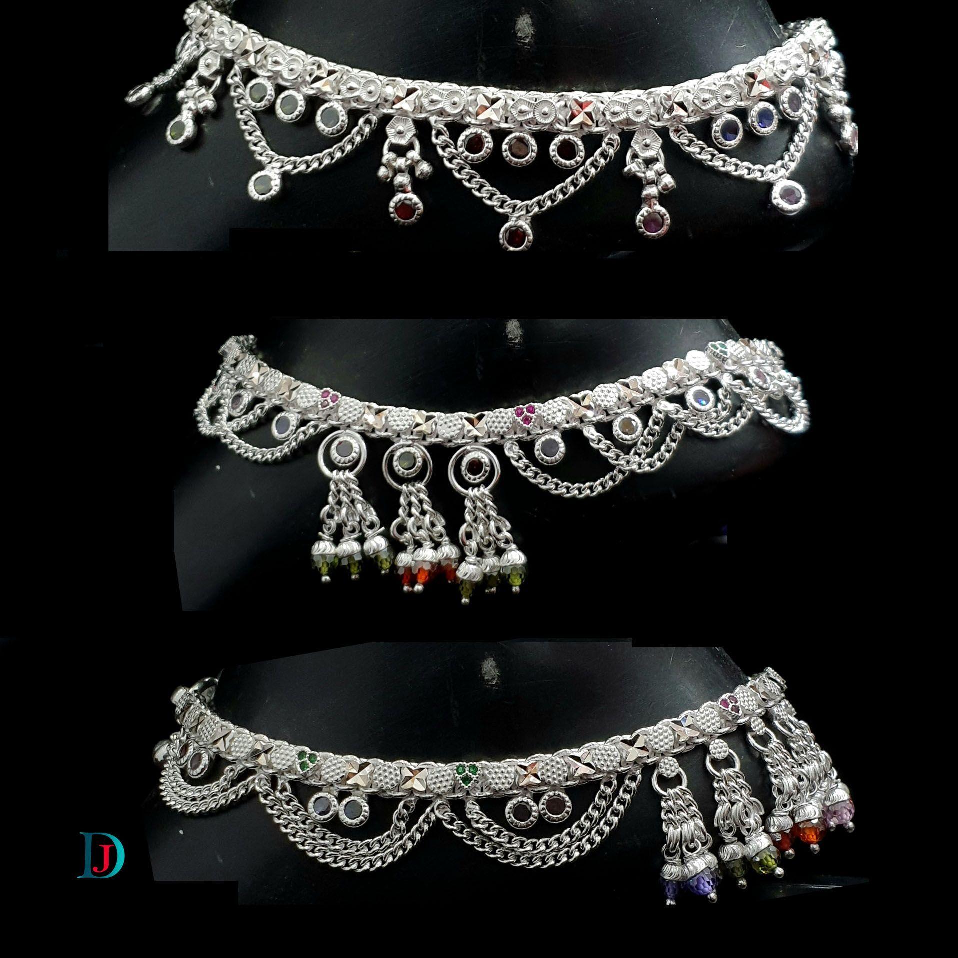 New and Latest Design of Desi Rajasthani Silver Paayal 