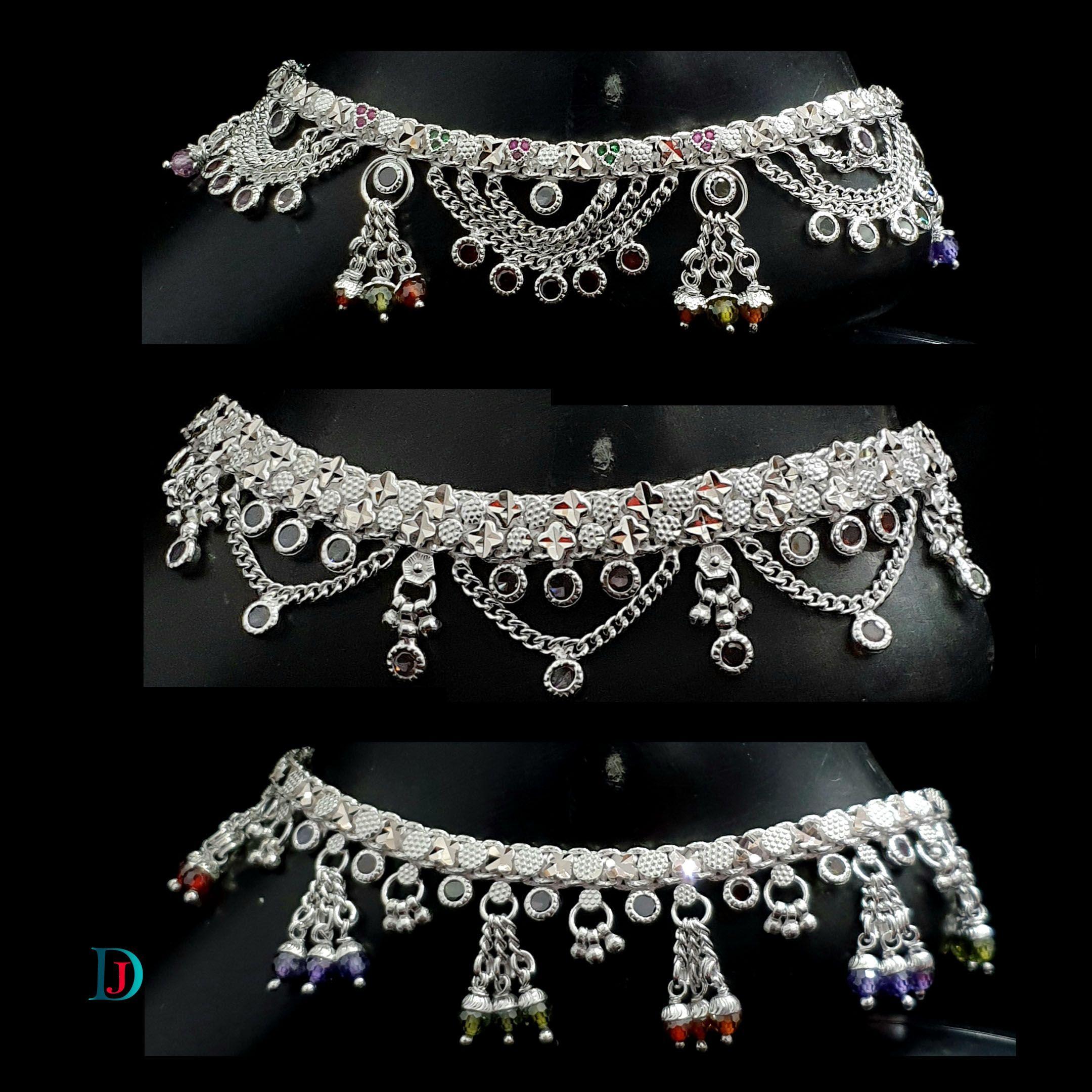 New and Latest Design of Desi Rajasthani Silver Paayal 