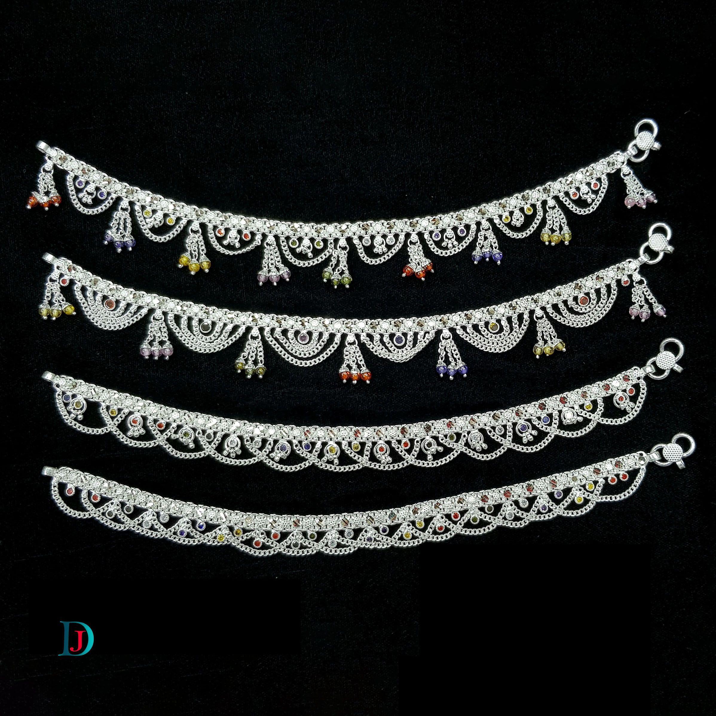 New and Latest Design of Desi Rajasthani Silver Paayal 