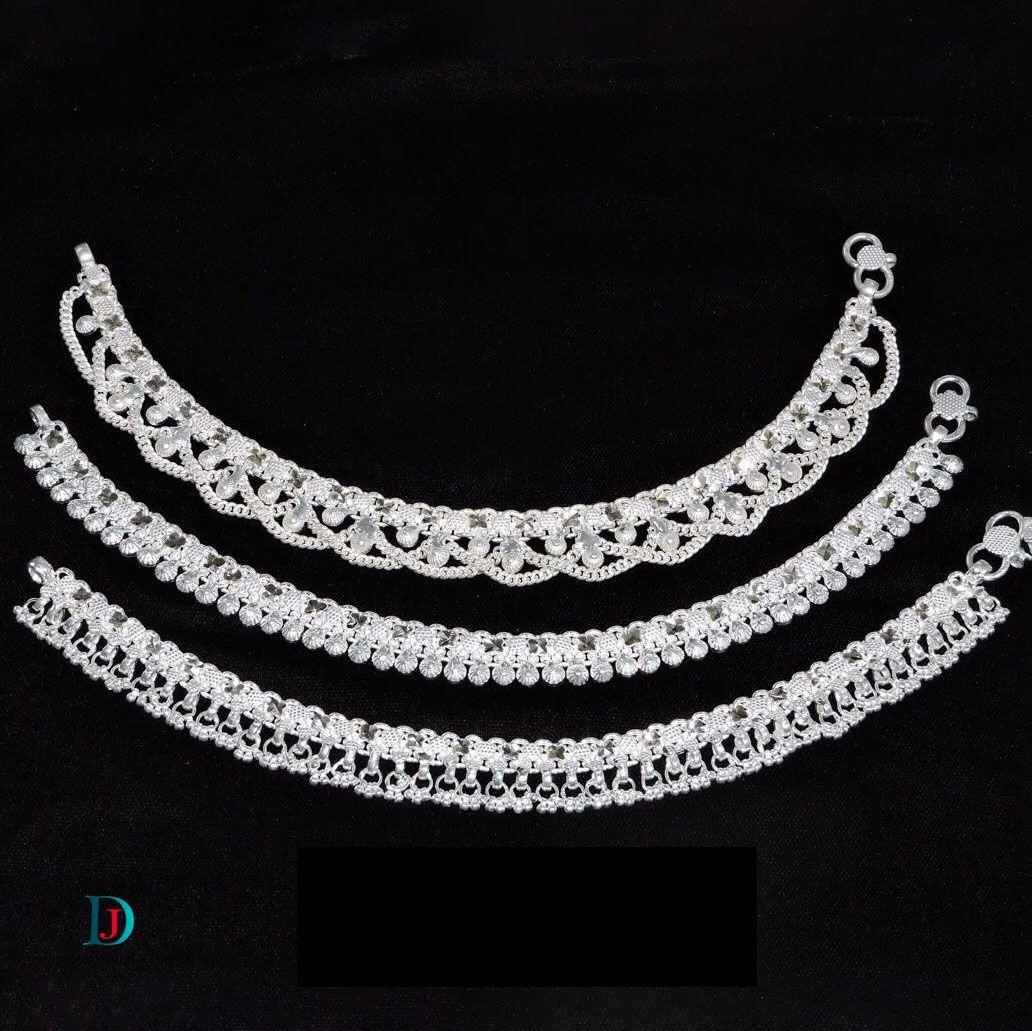 New and Latest Design of Desi Rajasthani Silver Paayal 