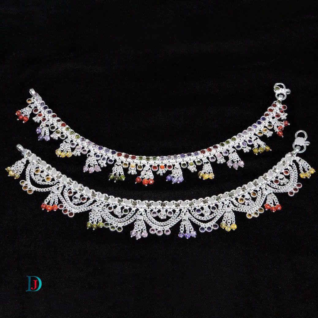 New and Latest Design of Desi Rajasthani Silver Paayal 