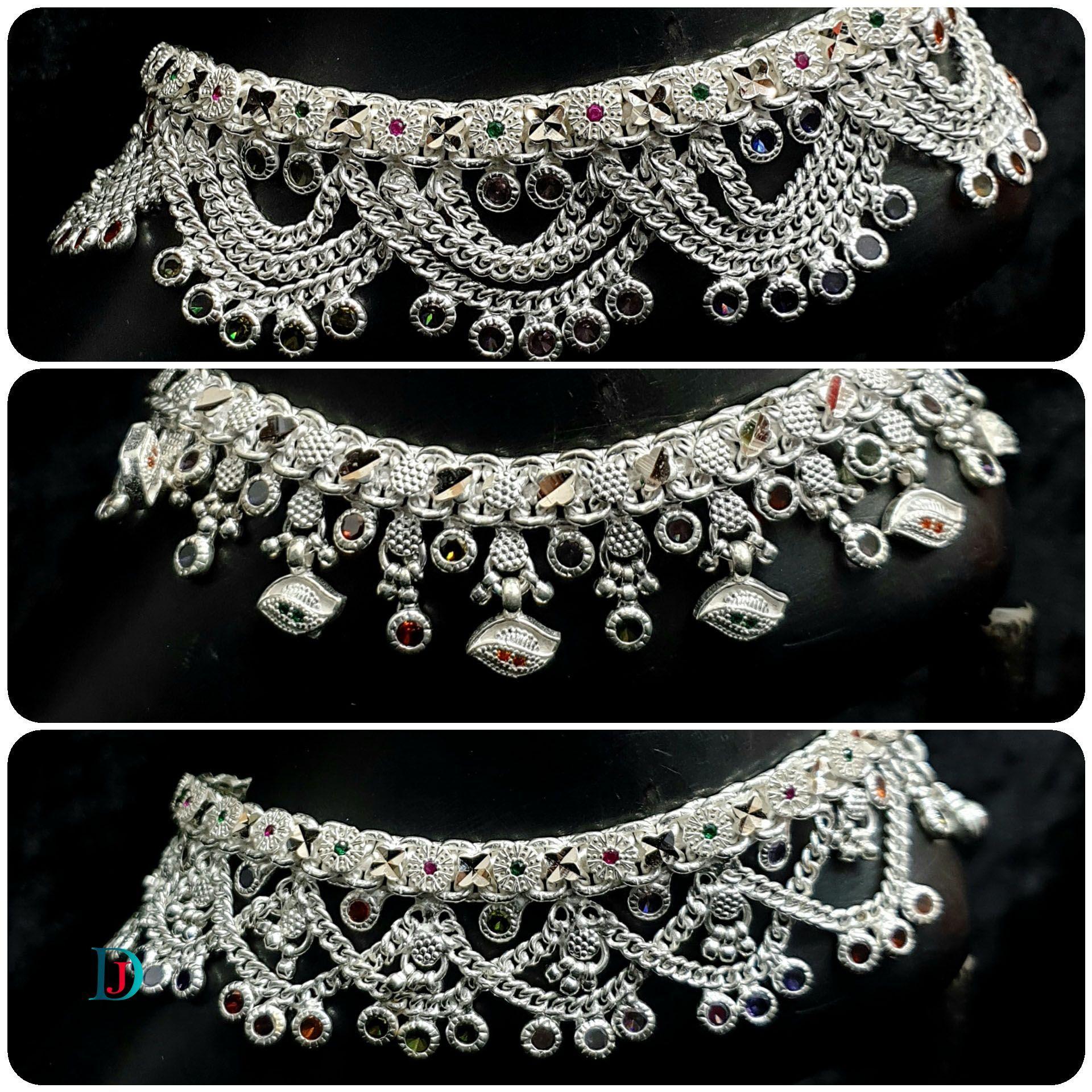 New and Latest Design of Desi Rajasthani Silver Paayal 