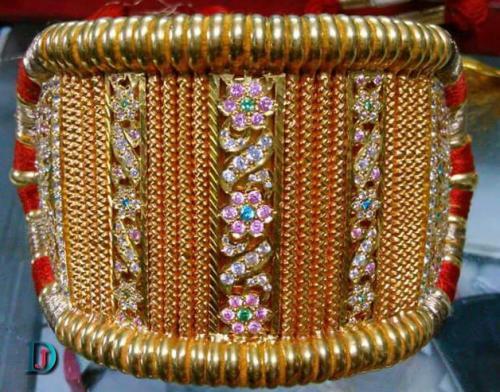 Rajasthani Desi gold hath-baajubandh
