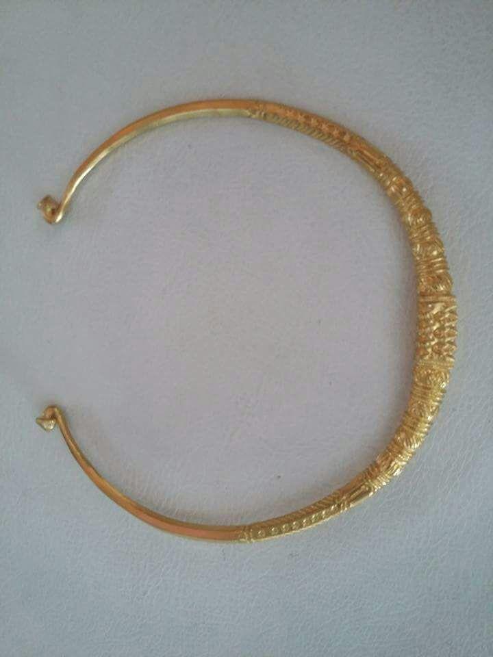 New and Latest Design of Rajasthani desi fancy gold Bangles New and Latest Design of Rajasthani desi fancy gold Bangles