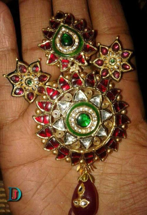 Rajasthani Kundan gold jewellery in Jodhpur